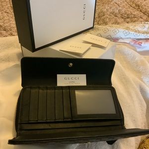 Gucci wallet